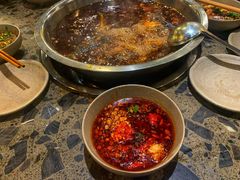 全红味锅底-肖肖酸萝卜鱼火锅(总店)
