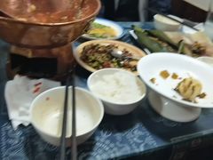 -蜗牛小馆醉乡民谣云南菜(惠新西里店)