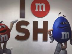 -m豆巧克力世界(上海世茂广场店)