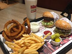 -The Habit Burger Grill 哈比特汉堡(爱琴海店)