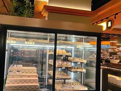 -黑金·寻焰自助百汇(中街店)