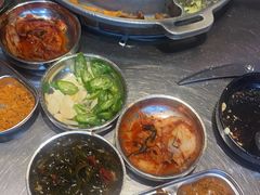-哈哈碳都·牛肋条无限自助烤肉(台江万达店)