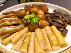 -香山湖家家宴(中山陵店)