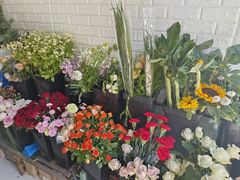 -雪蔓之鲜花气球派对(家佳源时代中心店)
