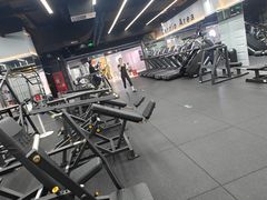 -VLines耀能运动24小时·月付制健身(京广桥店)