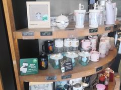 零售区-星巴克(来福士2F店)