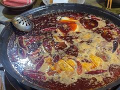 -黄潇洒老火锅(九眼桥宏济巷店)