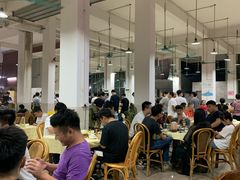 大堂-标记美食新鲜猪杂(兴南大道店)
