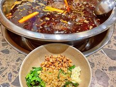 -肖肖酸萝卜鱼火锅(总店)