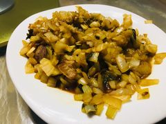 爆腌菜炒蘑菇-八味餐馆(林司后店)