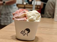 -喜茶(上海打浦桥日月光gelato lab+店)