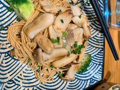 新鲜松茸黄油煎拌玫瑰盐-囿面传统制面馆(中央路店)