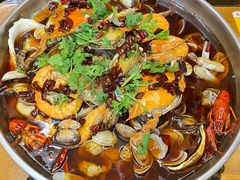 -老东镇啤酒屋海鲜加工·蒸汽海鲜·海鲜烧烤(台东店)