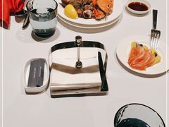 -广州万富希尔顿酒店·感趣自助餐厅·金秋蟹宴生蚝海鲜刺身烧烤