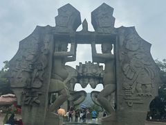 -墨江北回归线标志园