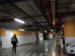 -万象城-停车场