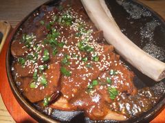 -蜜桃餐厅·伴山(湖滨商业街店)