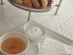 -广州塔卢特斯法国旋转餐厅