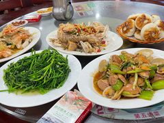 -岛中岛·海鲜大排档·万宁老字号(东澳店)