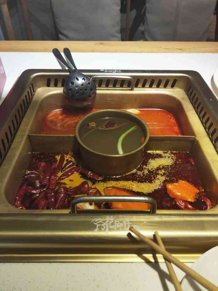 花椒籽火锅(城阳宝龙店)-"很开心中了花椒籽88元代金券霸王餐～晚上.