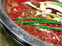 -黄潇洒老火锅(九眼桥宏济巷店)