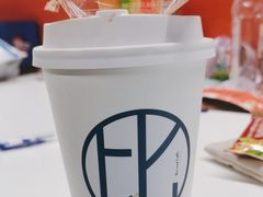 -Be Lived Cafe比例咖啡(摩天轮店)