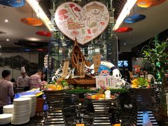-三英温泉度假酒店-自助餐厅
