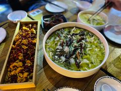 -爱啤精酿·民谣酒馆(滨江店)