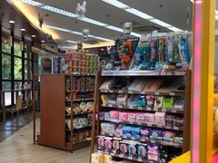 -全家便利店(天目山路三店)