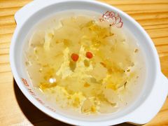 木耳炖桃胶-恋萍小吃(时代店)