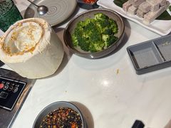 -喃喃椰·糟粕醋·椰子鸡火锅(七堡花园店)