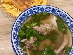 -丰登陕西水盆牛羊肉·泡馍