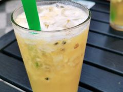 -花苑里咖啡(威远店)