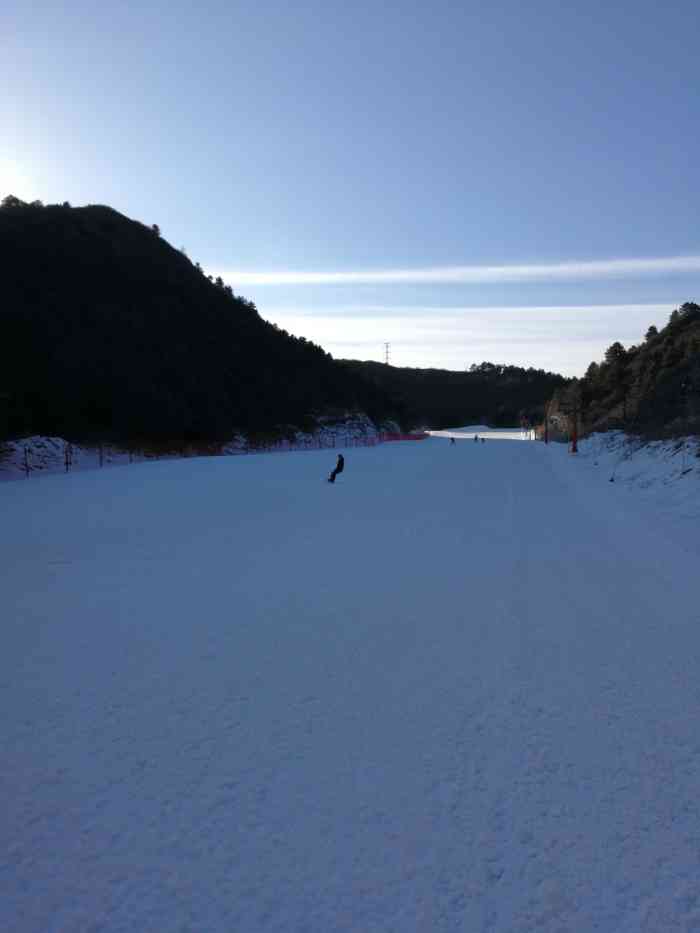 元宝山滑雪场-"啊天哪滑雪太好玩了!第一次滑,没想到这.