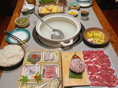 -四点金粥底火锅(沂州里店)