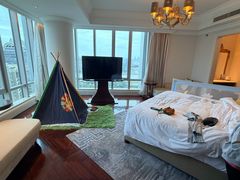 -广州富力丽思卡尔顿酒店