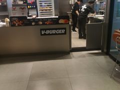 -必胜客(大宁路店)
