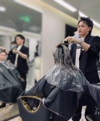 -简法造型·品牌形象店