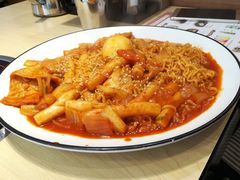 拉面炒年糕-韩香福脊骨汤锅(上杭路店)