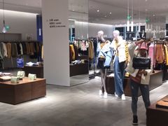-URBAN REVIVO(北京大兴凯德MALL店)