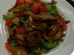 炒牛肝菌-苍洱春饭店