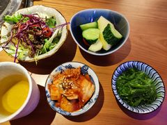 蔬菜沙拉和水果-丸藏和牛烧肉专门店(园区师惠坊店)