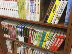 -新华书店(龙湖路店)