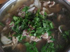 跷脚牛肉-谢老五跷脚牛肉·非遗传承店