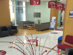 -雅悦齿科(顾村公园店)