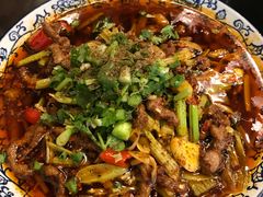 -杨三娘跷脚牛肉(羊子山西路店)