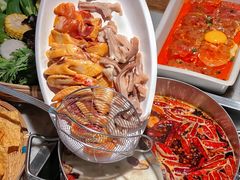 -尚尚仙·酸汤猪手·猪肚鸡火锅(华联万柳购物中心店)