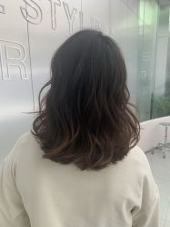 -PE SALON