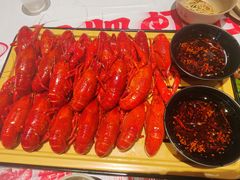 -肥肥虾庄·金牌油焖大虾(杨园滨江时代walk店)