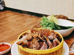 -喇喇排骨火锅·传统韩式脊骨汤(望京西园总店)